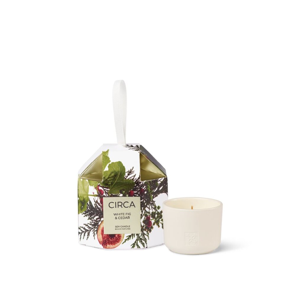 bauble-candle-70g-white-fig-cedar-christmas-2025-251121043557