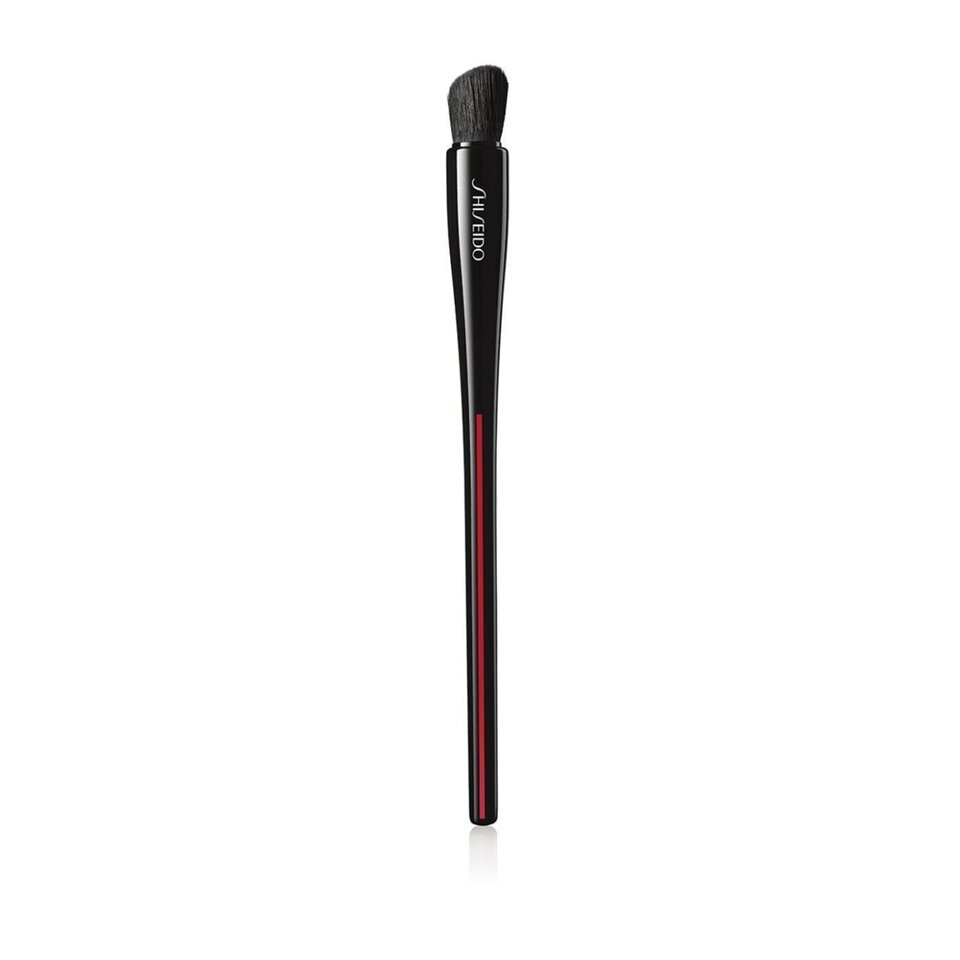 shiseido-makeup-naname-fude-multi-eye-brush-210902063720